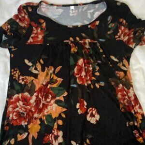 Your Style 2XL Women's Short Sleeve Floral Blouse